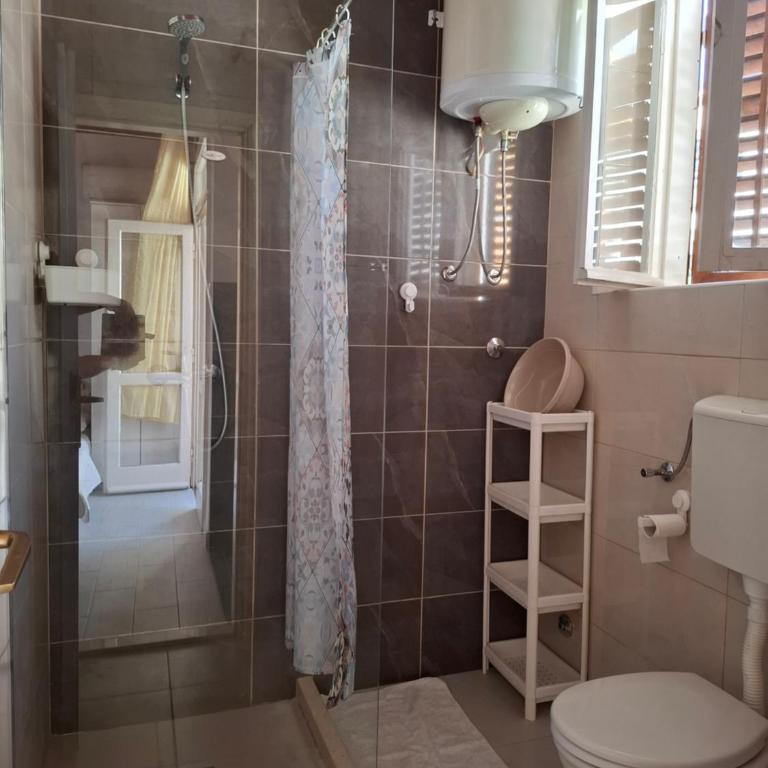 Apartments Kaludjerovic - Standard Triple Studio - 3