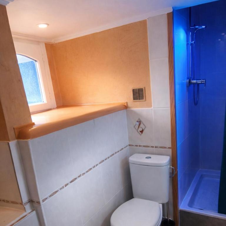 Studio PREMIUM cosy classé 24m2, 2 lits, proche centre, Netflix, Climatisation, Parking privé - Apartment - 6
