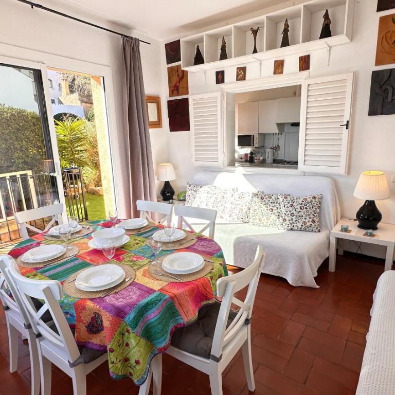 Apartamento con jardín a 11 metros de la playa. B1. - Apartamento de 3 dormitorios - 19