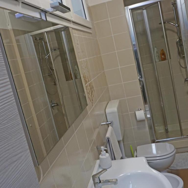 Da Elisa - Appartamento con 2 Camere da Letto e Balcone - 34