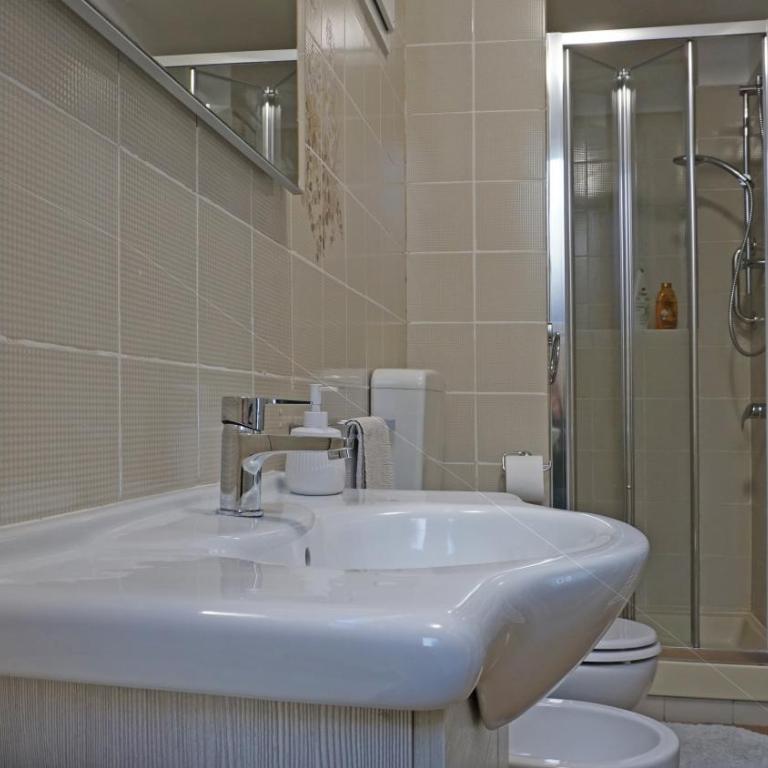 Da Elisa - Appartamento con 2 Camere da Letto e Balcone - 35