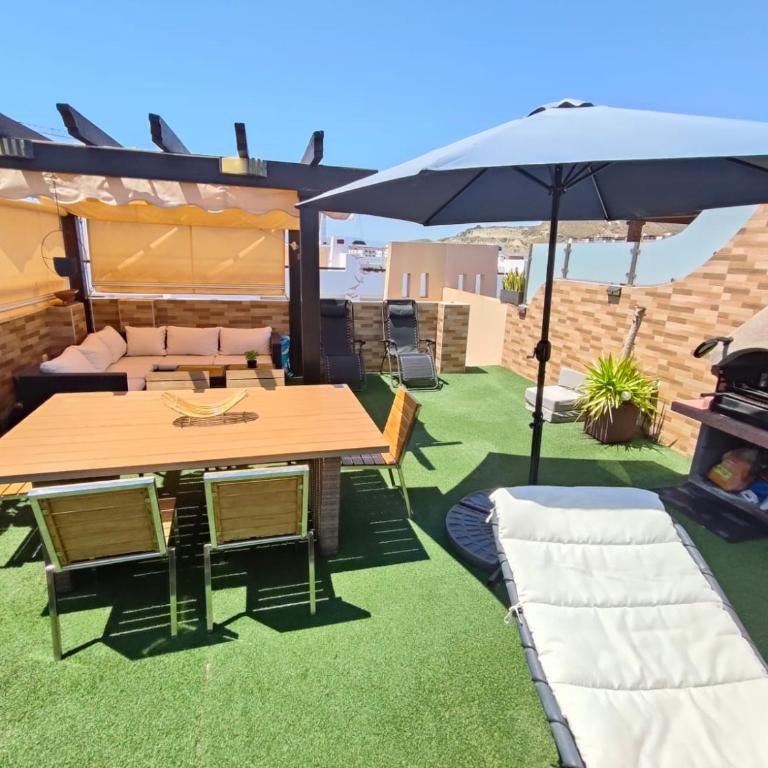 Apartamentos Paraiso Vera Playa, Atico Bora Bora con piscina privada, pie de playa, WIFI - Apartamento de 2 dormitorios con piscina privada - 9