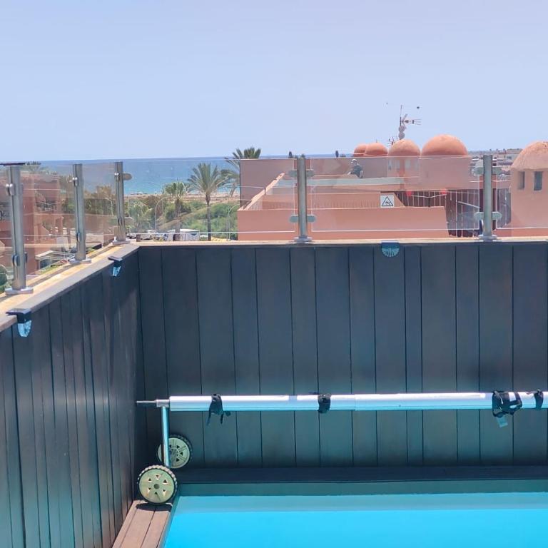 Apartamentos Paraiso Vera Playa, Atico Bora Bora con piscina privada, pie de playa, WIFI - Apartamento de 2 dormitorios con piscina privada - 16