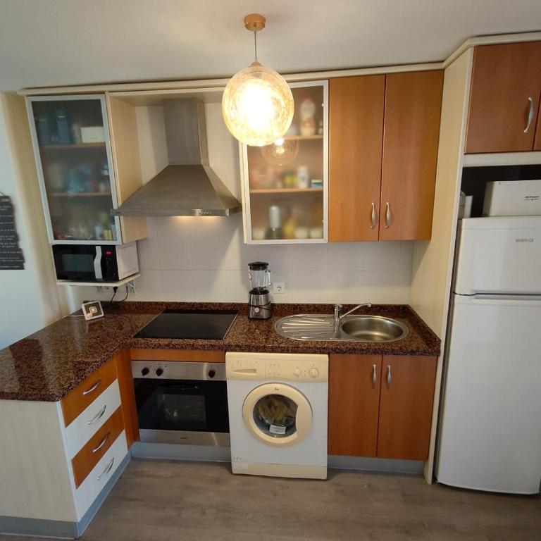 Apartamentos Paraiso Vera Playa, Atico Bora Bora con piscina privada, pie de playa, WIFI - Apartamento de 2 dormitorios con piscina privada - 22