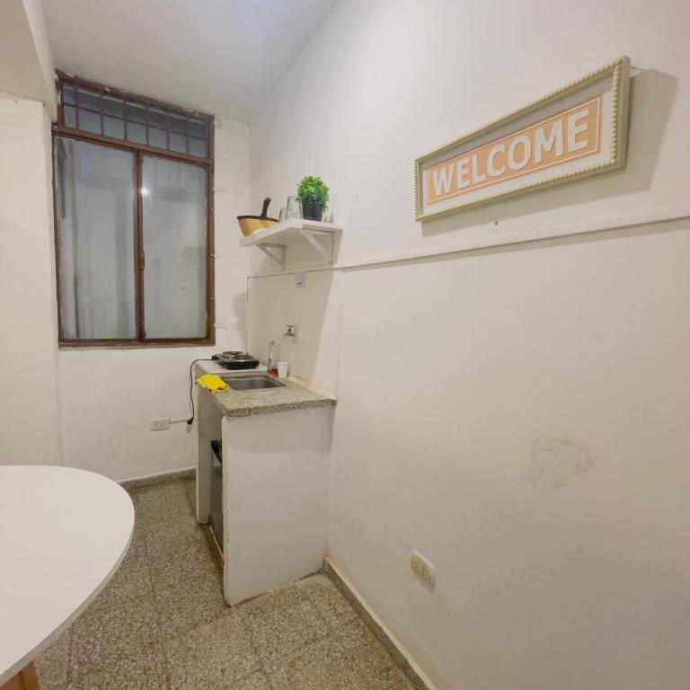 Departamento frente a hospital Vidal a diez cuadras de la playa y del centro de Corrientes Sencillo y práctico - One-Bedroom Apartment - 7