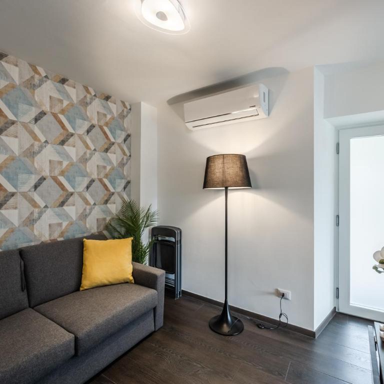 Rapallo - Bilocale con piscina e vista colline - Appartamento con 1 Camera da Letto - 1