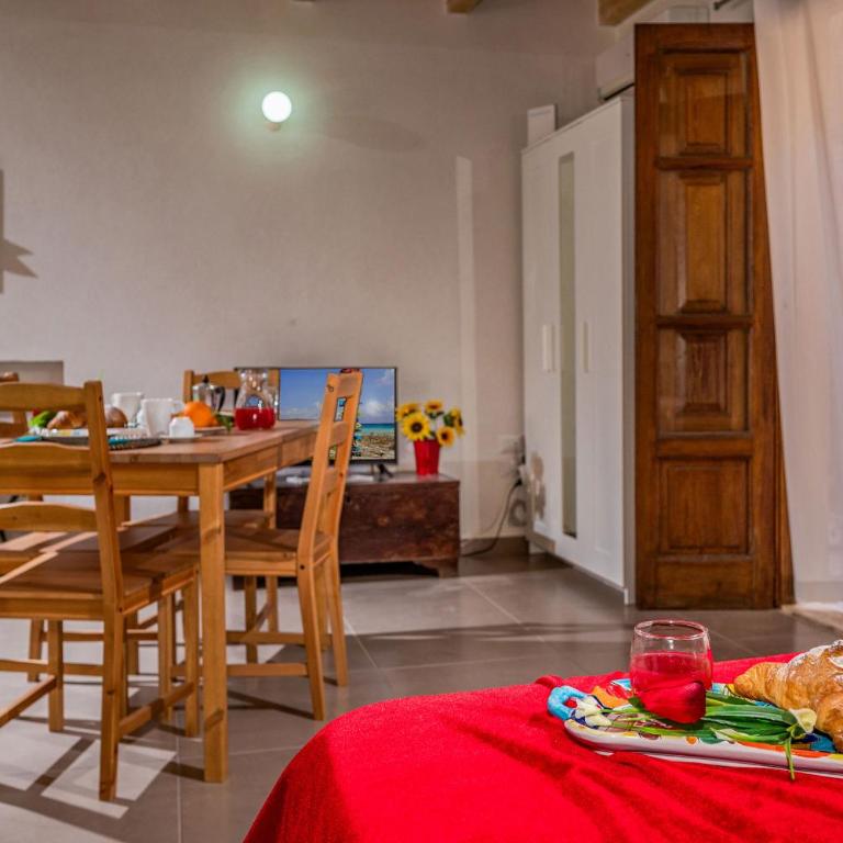 Peperoncino Guest Home - Monolocale con Balcone - 3
