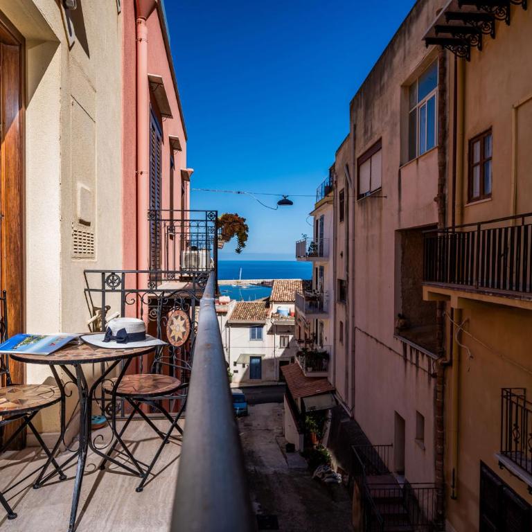 Peperoncino Guest Home - Monolocale con Balcone - 1