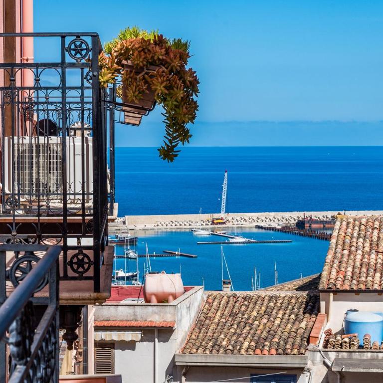 Peperoncino Guest Home - Monolocale con Balcone - 13