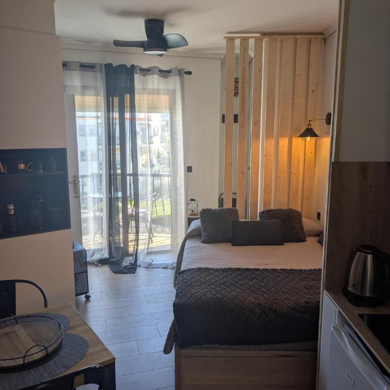 Estudio Loft con Piscina, Playa y Wifi - Apartamento Estudio - 19