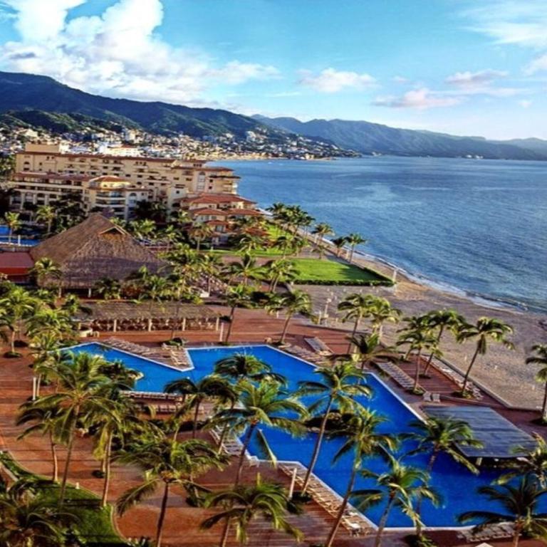 Buganvilias Owner Private Club Ambassador 1BR2B REQUEST DATE- See by Clay & Lisa - One-Bedroom Apartment with Balcony and Sea View - 3