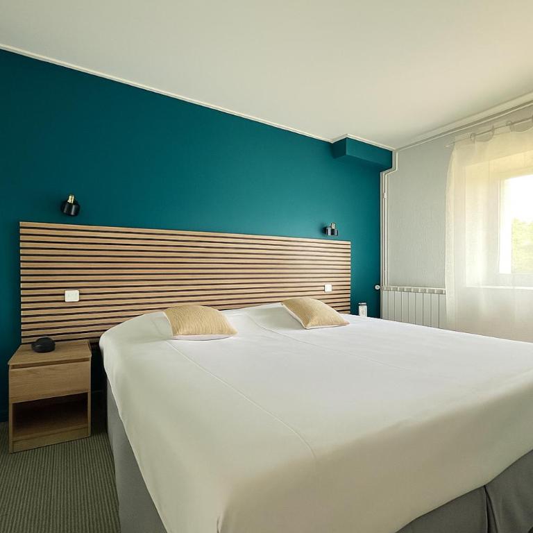 Logis Hotel restaurant des Thermes - Chambre Double Classique - 12