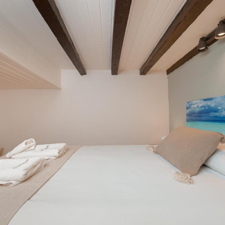 C60 Pretty loft in downtown - Studio with Sofa Bed - 13