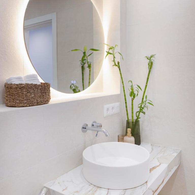 Modern 1 Bedroom Apartment with Terrace and AC Near Beach in Las Americas - Apartamento de 1 dormitorio con terraza - 14