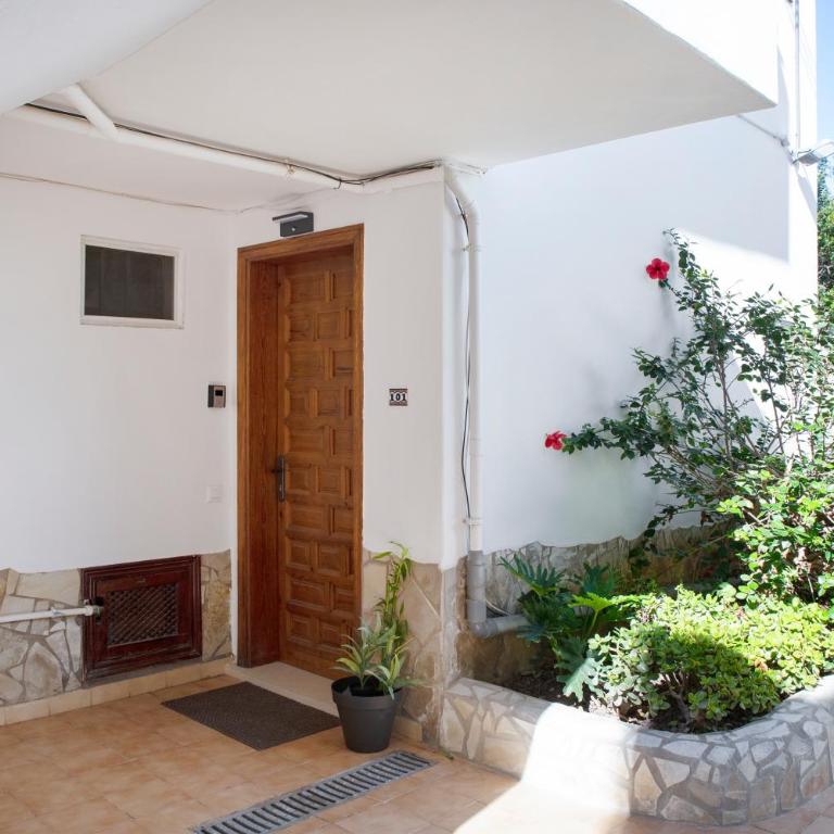 Modern 1 Bedroom Apartment with Terrace and AC Near Beach in Las Americas - Apartamento de 1 dormitorio con terraza - 26
