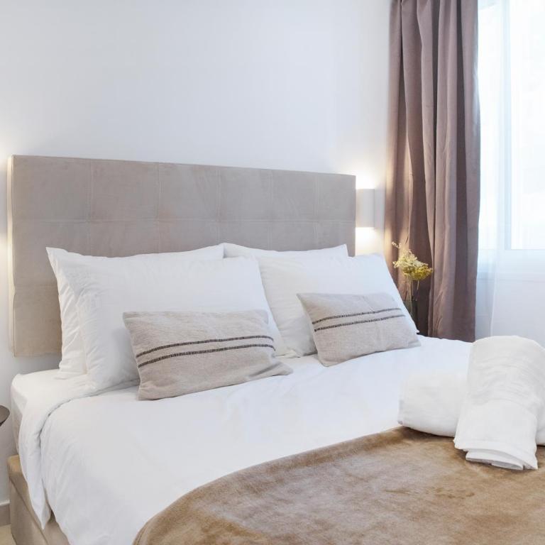 Modern 1 Bedroom Apartment with Terrace and AC Near Beach in Las Americas - Apartamento de 1 dormitorio con terraza - 4