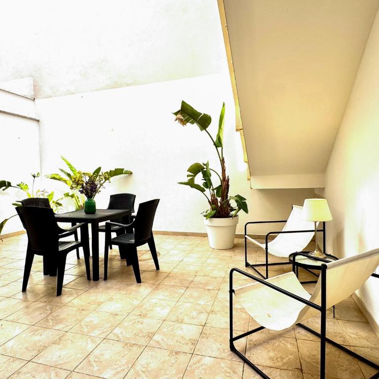 Casa Appia - Authentic Beachfront House with Sea- View Garden in Santa Maria al Bagno - Marea Stays Collection - Casa con 2 Camere da Letto - 3