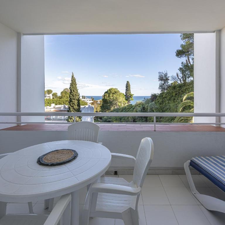 Luminoso Estudio con Terraza, Piscina y Vistas al Mar - Estudio - 28