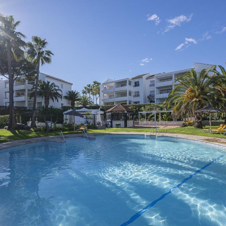 Luminoso Estudio con Terraza, Piscina y Vistas al Mar - Estudio - 34