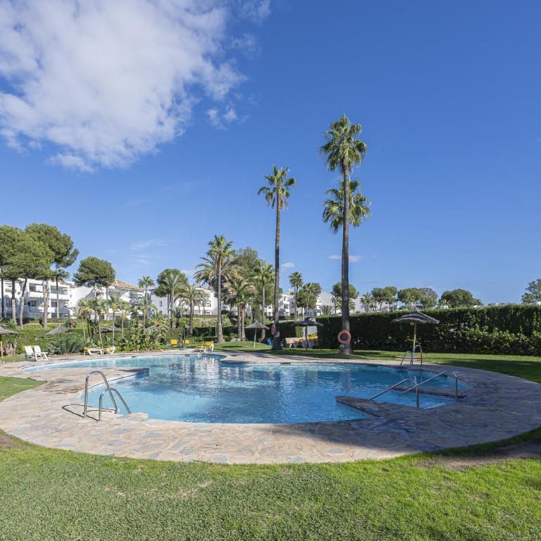 Luminoso Estudio con Terraza, Piscina y Vistas al Mar - Estudio - 35