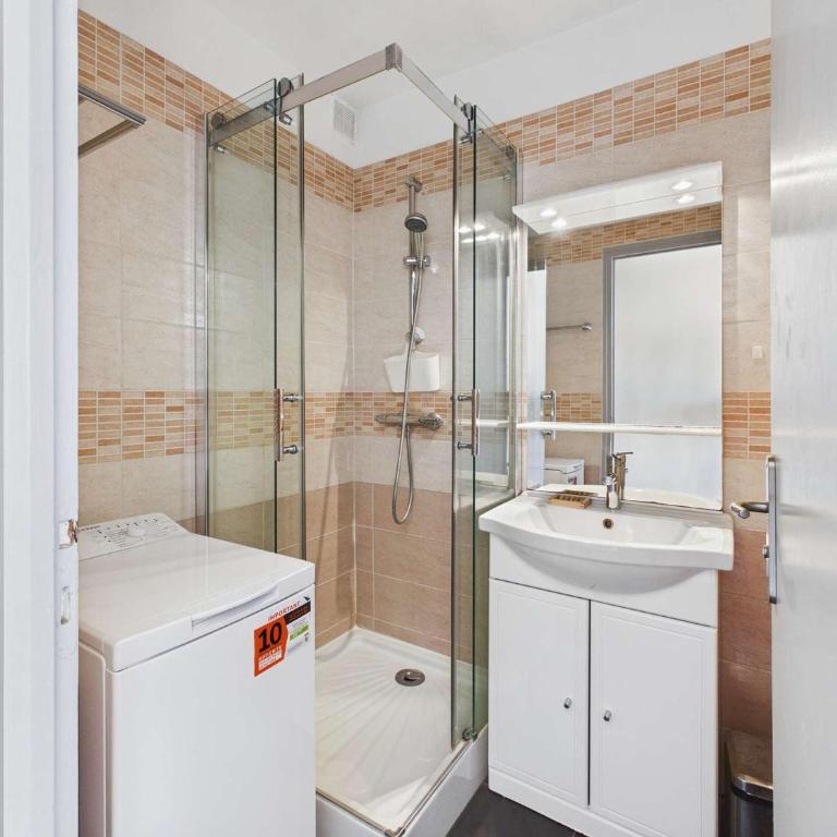 Charmant T2 avec terrasse et parking privé, proche plage, capacité 4 personnes - Marseillan - FR-1-326-495 - Apartment (4 Adults) - 11