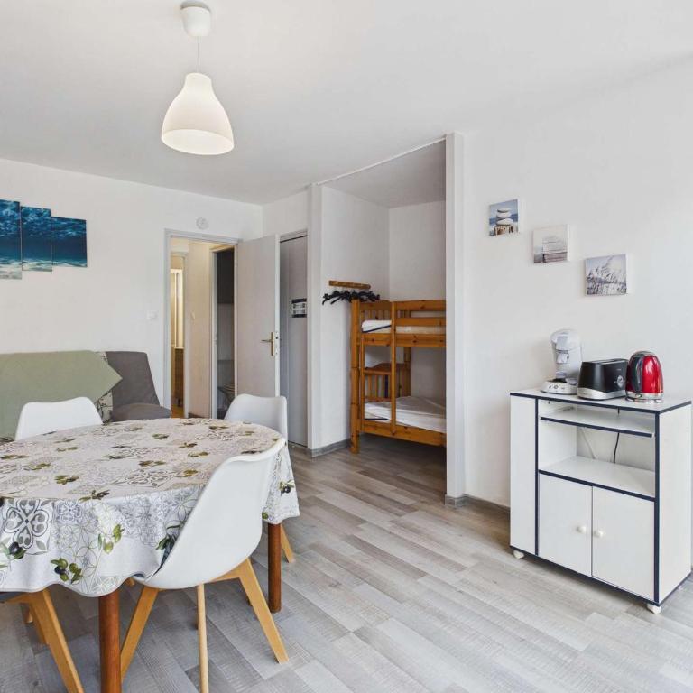 Appartement lumineux 4-6 pers avec terrasse, parking et cuisine équipée à Marseillan - FR-1-326-502 - Appartement (6 Adultes) - 6