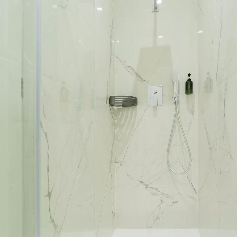 CENTRALE-Nel CUORE di BARI- A 5min dalla STAZIONE-Mucciaccia Design Suite - Appartamento con 1 Camera da Letto - 23