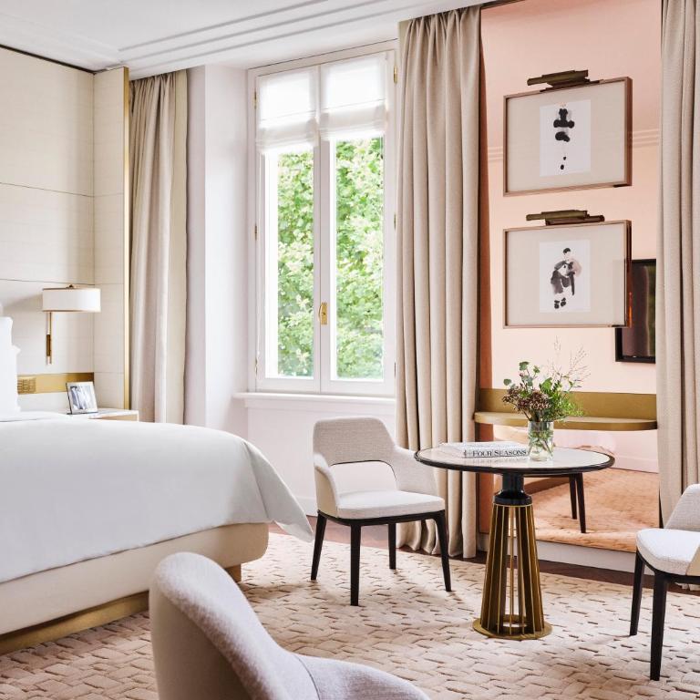 Four Seasons Hotel Milano - Suite Studio con Vista Giardino e Letto King Size - 4