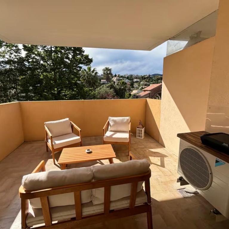 Studio piscine et parking proche Cannes - Estudio - 3