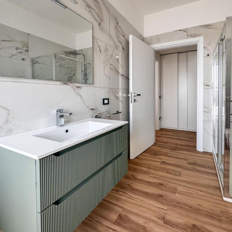 Spezia Bright 2 Bedroom Apartment - Milan - Appartamento con 2 Camere da Letto - 25