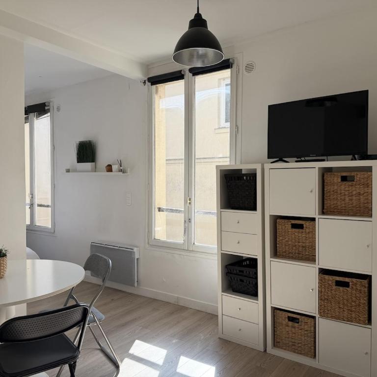 Studio calme à deux pas des Champs-Elysées - Appartement 1 Chambre - 1