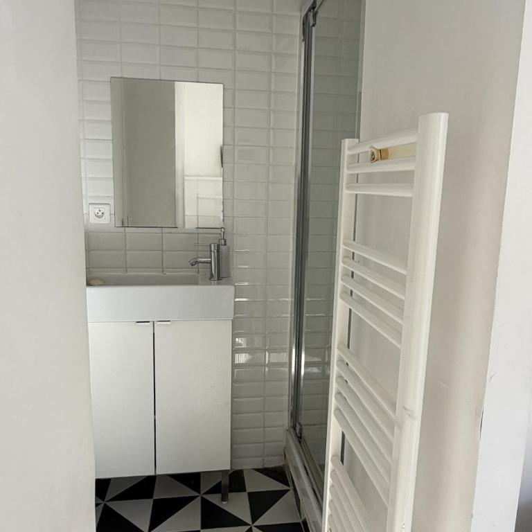 Studio calme à deux pas des Champs-Elysées - Appartement 1 Chambre - 8