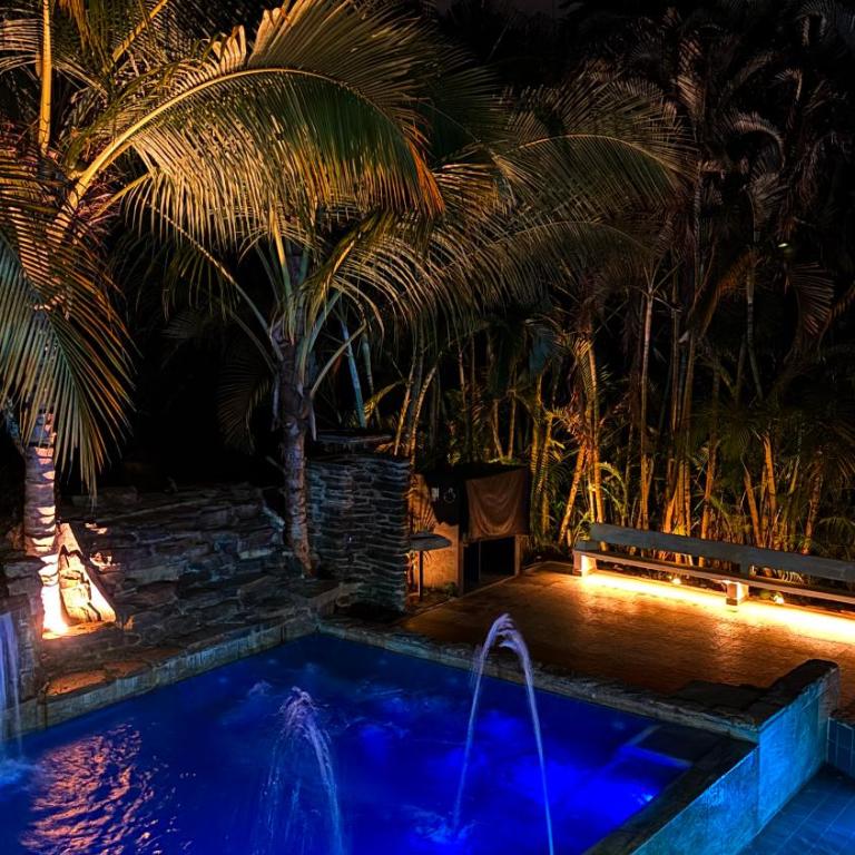Villa de lujo con piscina de ensueño - Villa - 37