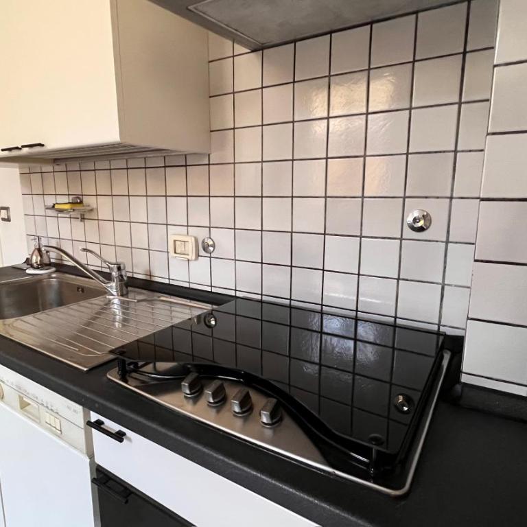 Artisan House - Two-Bedroom Apartment - 10