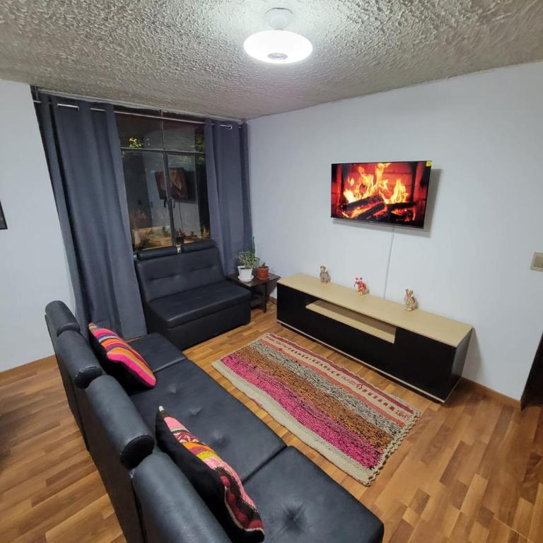 Llama House - Two-Bedroom Family Apartment - 6