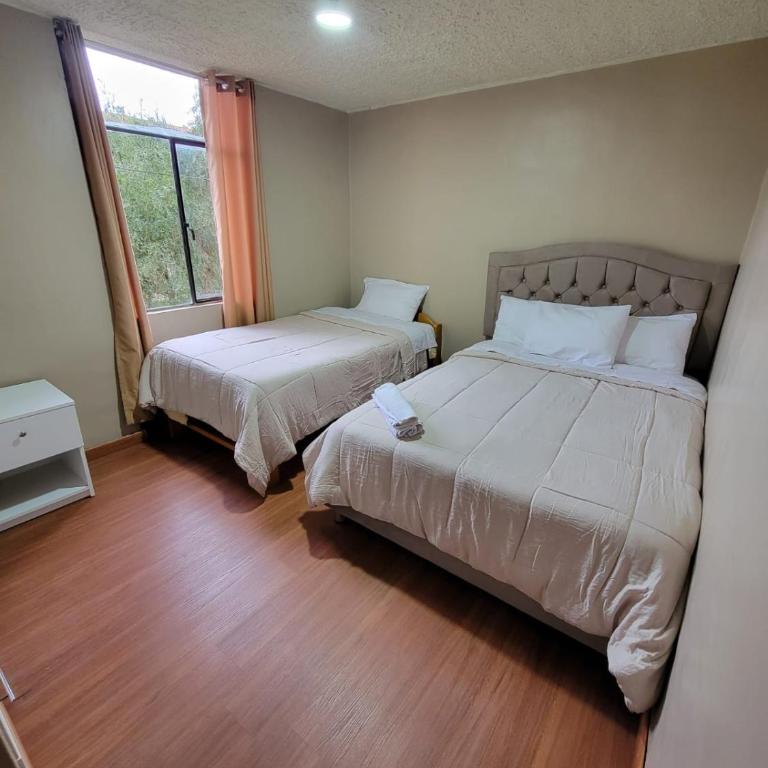 Llama House - Two-Bedroom Family Apartment - 7