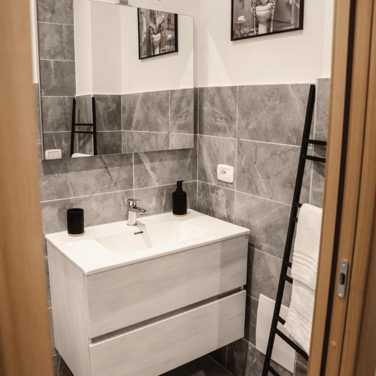 5 Santi Rooms - Camera Matrimoniale Standard - 11