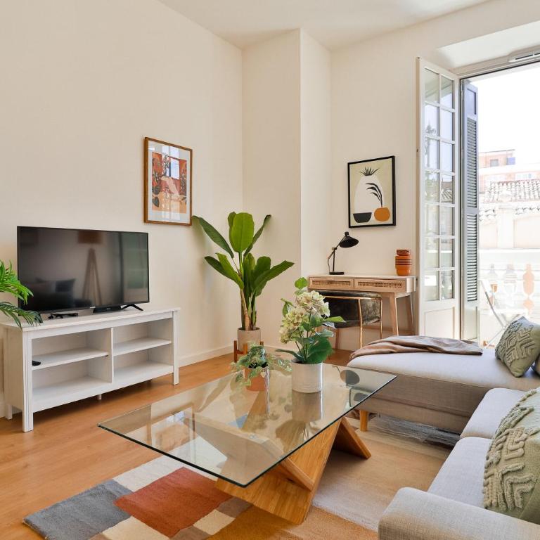 C74 - Marvelous 3 Bedroom Apartment In Historical - Apartamento de 3 dormitorios - 1