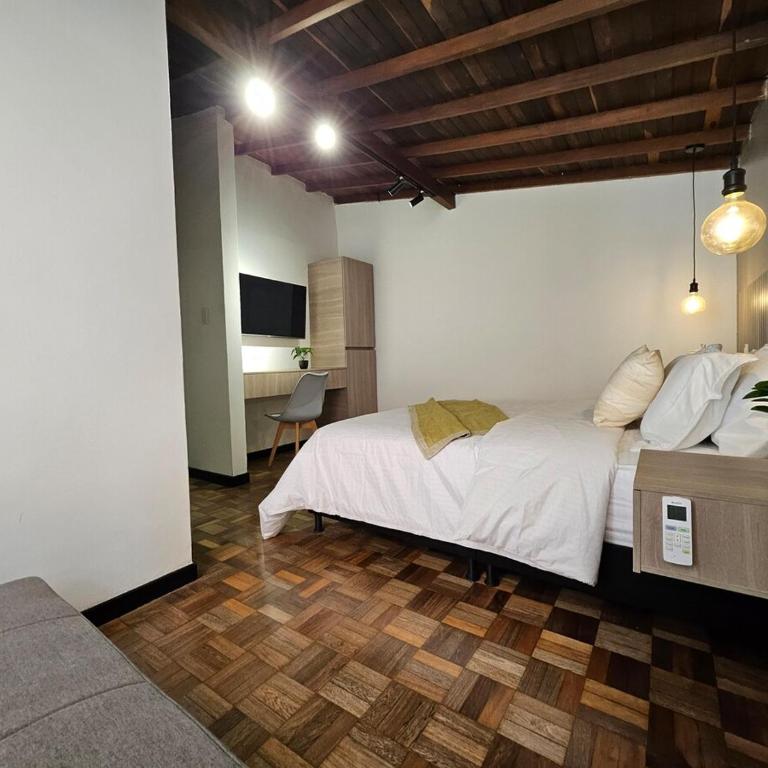 Magic Naranjo House 3BR wAC & jacuzzi in Laureles - Apartamento - 59