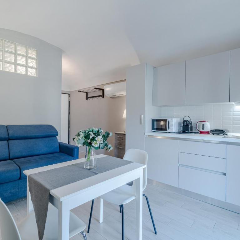 Studio Magenta 5 - Appartamento con 1 Camera da Letto - 3