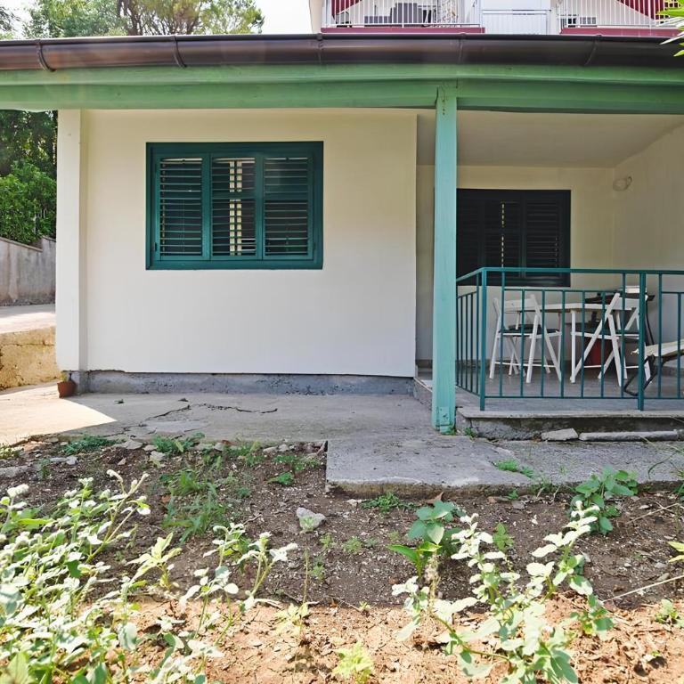 Charming Little House - Private Parking & Beach Nearby - Vikendica - 2