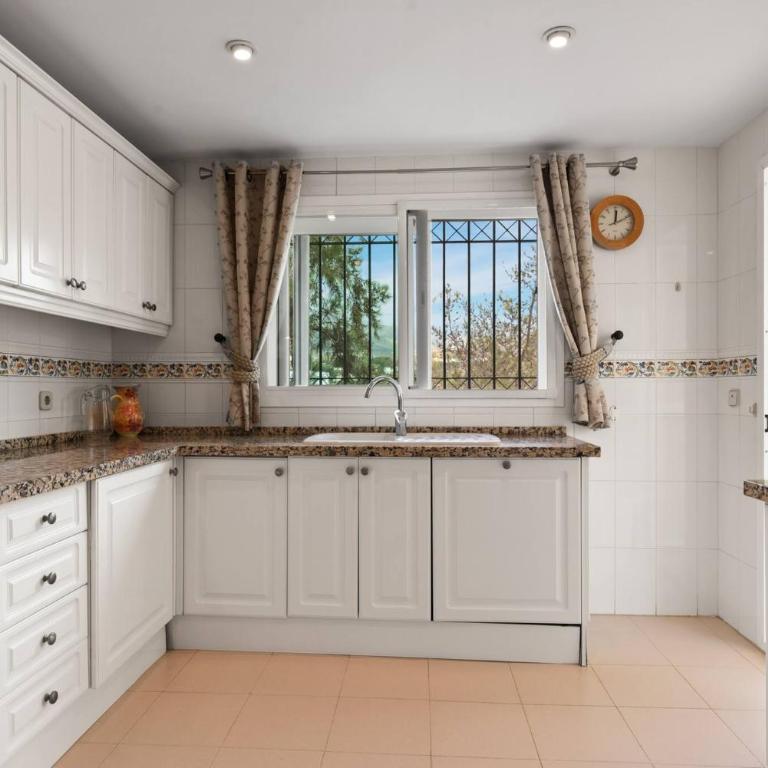 Awesome 3 Br Apart. w/ 4 Terraces, Pool & Parking - Apartamento de 3 dormitorios - 31