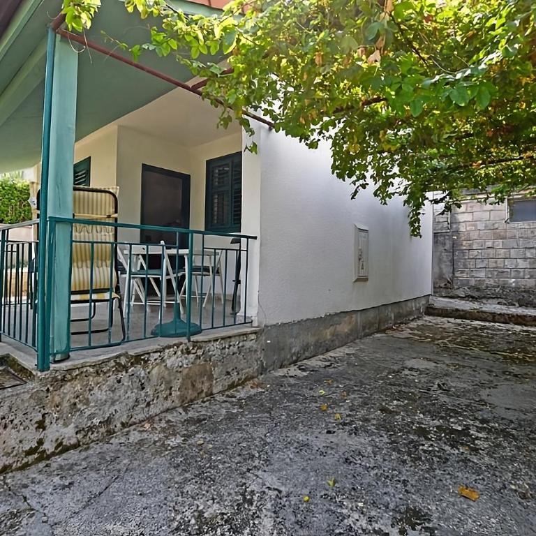 Charming Little House - Private Parking & Beach Nearby - Vikendica - 10