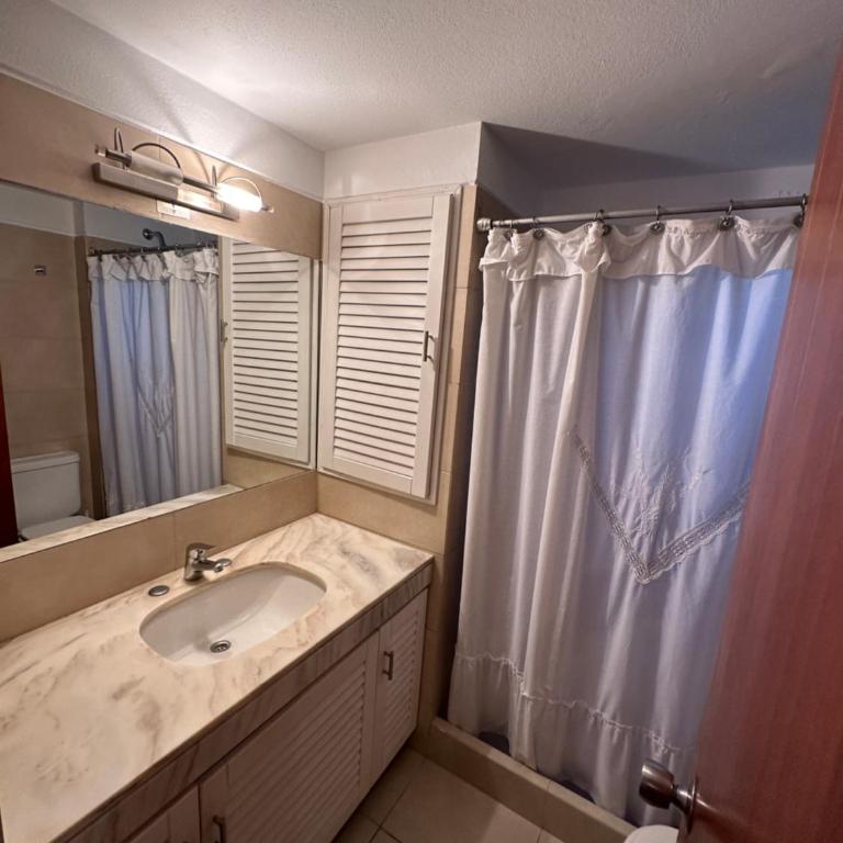 Parquemar Center 3, Torre F, Apartamento 202 - Apartamento de 3 dormitorios - 13