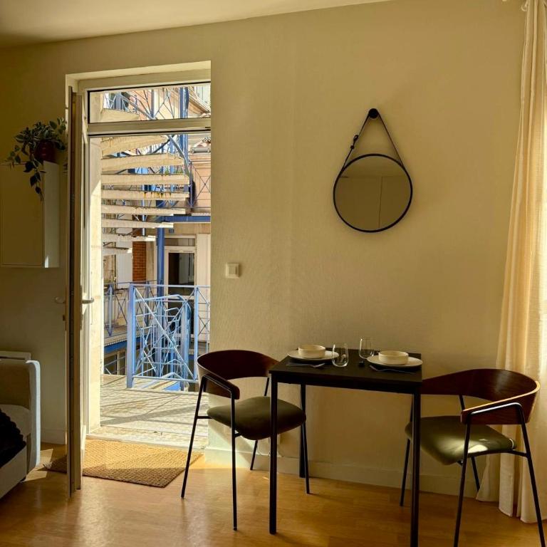 Charles 15, Studio moderne et cosy au cœur de Poitiers - Appartement 1 Chambre - 2
