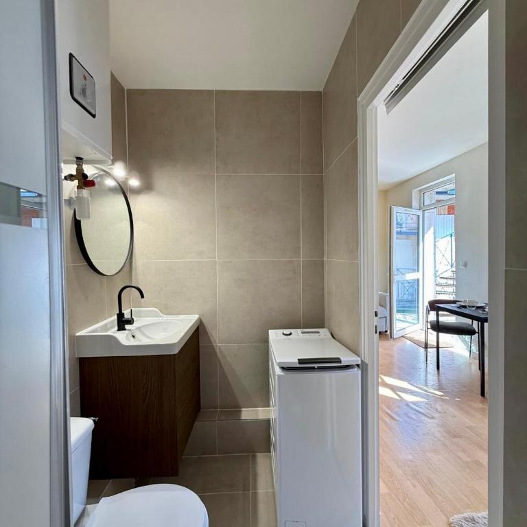 Charles 15, Studio moderne et cosy au cœur de Poitiers - Appartement 1 Chambre - 6