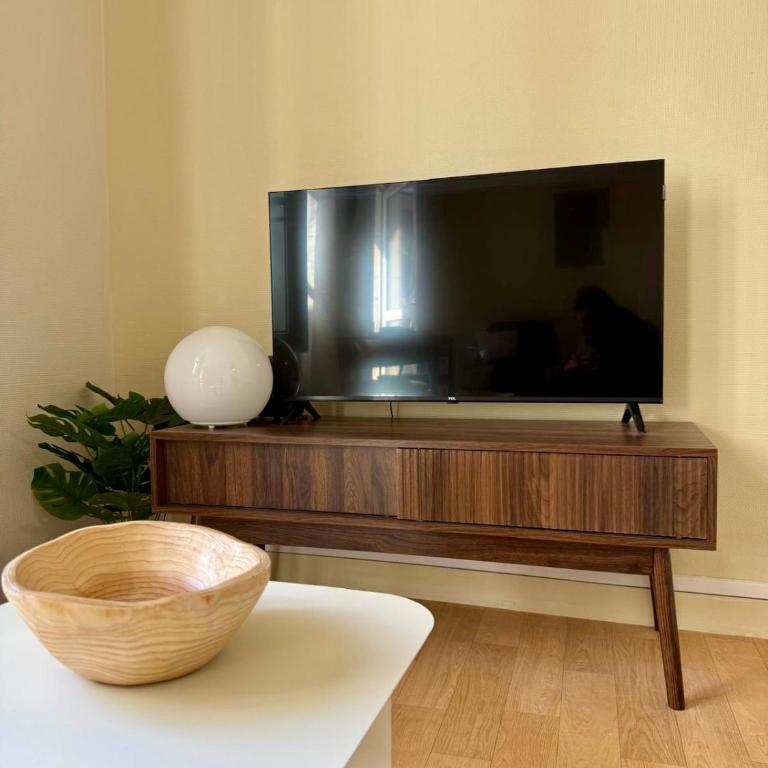 Charles 15, Studio moderne et cosy au cœur de Poitiers - Appartement 1 Chambre - 29