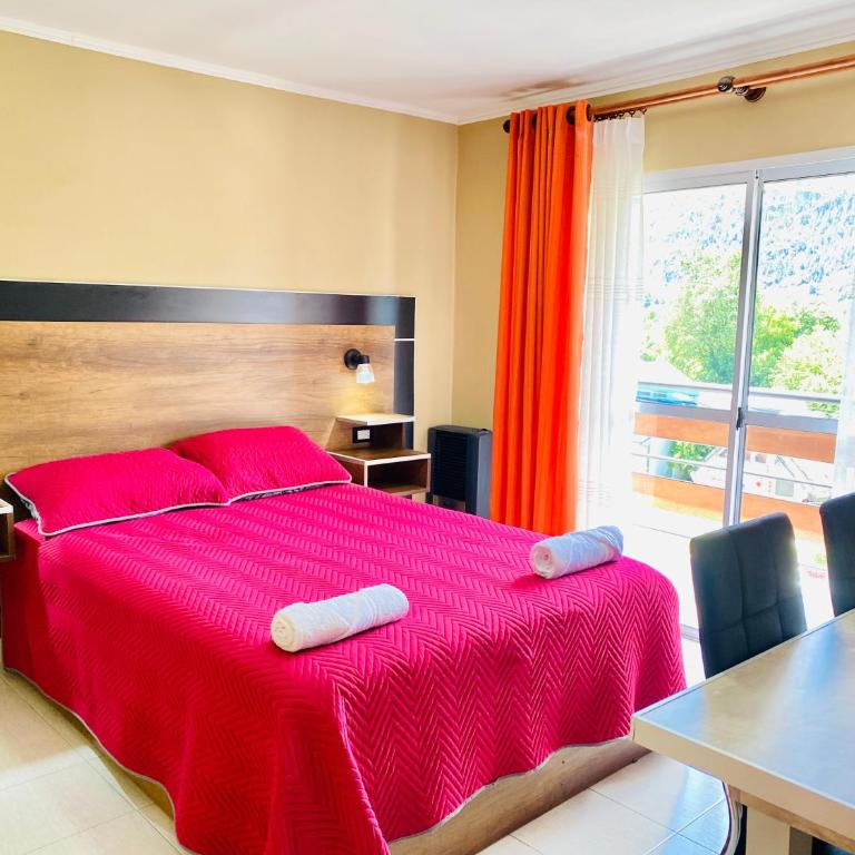 ALTURAS apart-hotel - Two-Bedroom Apartment with Balcony - 15