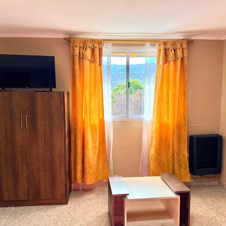 ALTURAS apart-hotel - Two-Bedroom Deluxe Apartment with Balcony - 20