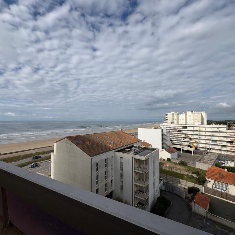 Appartement cosy pour 4 à 50m de la plage à St Hilaire - FR-1-323-448 - Apartment - 1